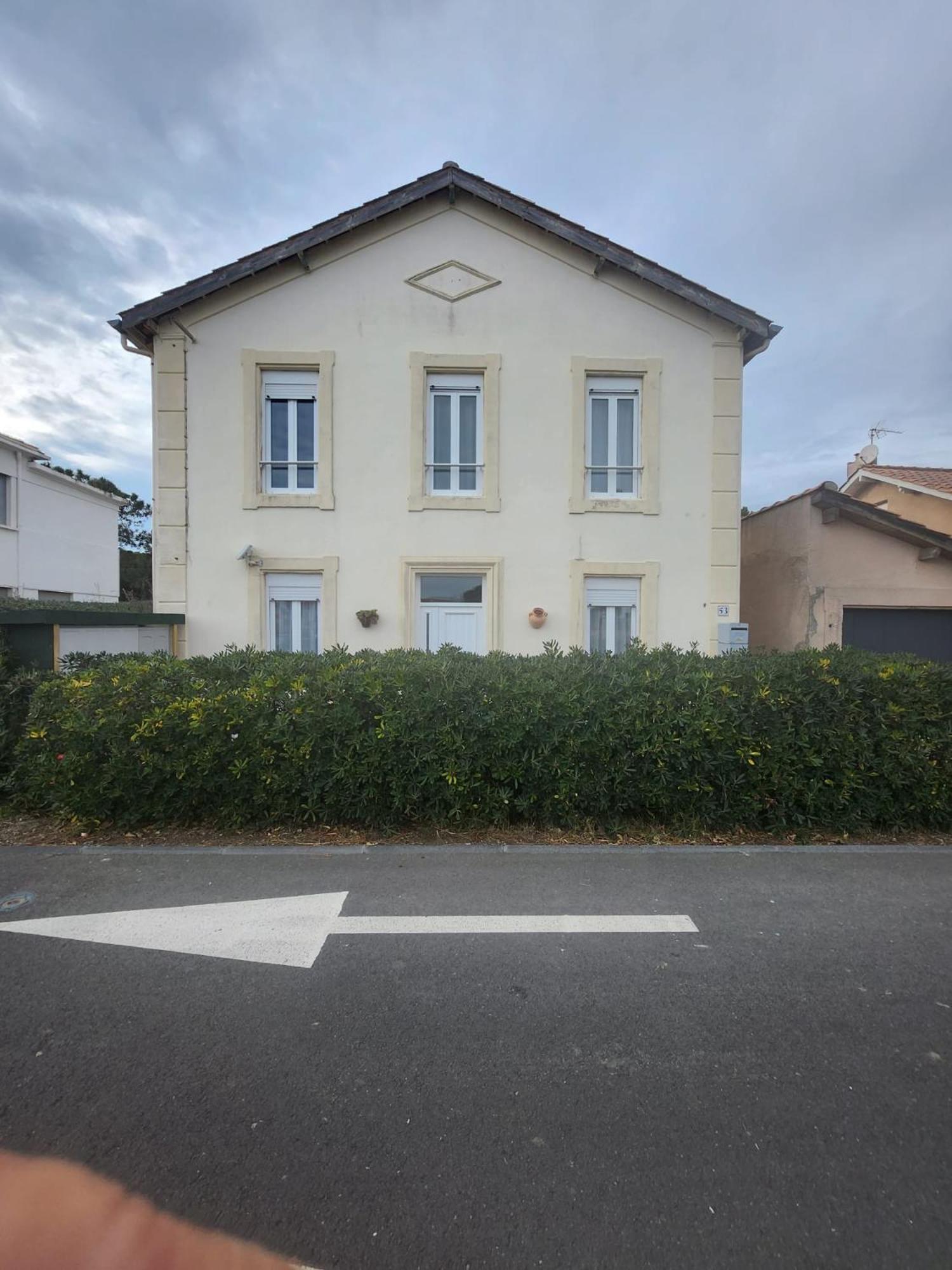 Le Peche Mignon - Appart 1 - Locationlatamarissiere آجد المظهر الخارجي الصورة